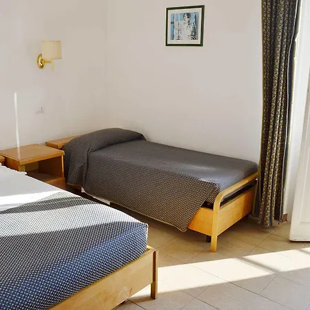 Calamosca Hotel