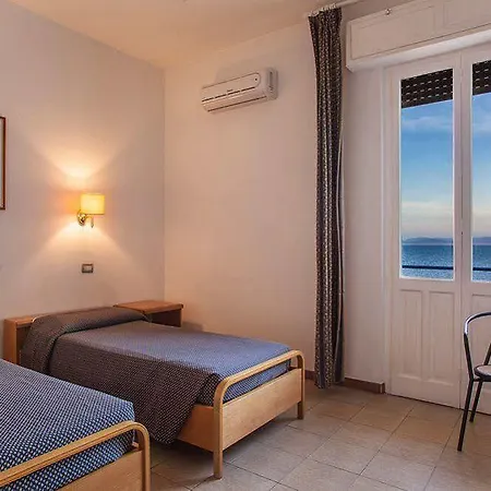 Calamosca Hotel 3*