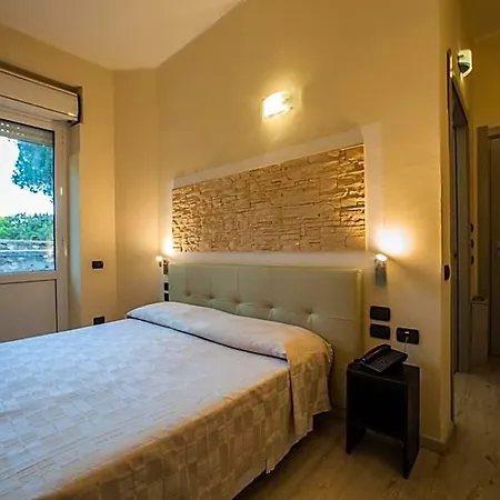 Calamosca Hotel